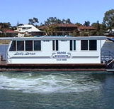 Dolphin Houseboat Holidays - Accommodation VIC