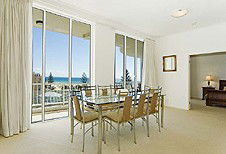 Kirra Beach Luxury Holiday Apartments - Accommodation VIC 1