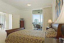Kirra Beach Luxury Holiday Apartments - Accommodation VIC 3