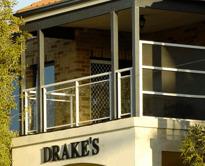 Drakes Apartments With Cars - Accommodation VIC 2