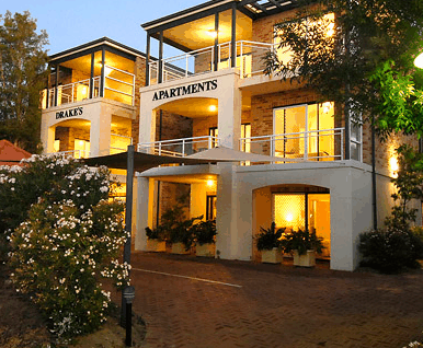 Drakes Apartments With Cars - Accommodation VIC 3