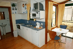Beach Retreat Tourist Park - Accommodation VIC 4
