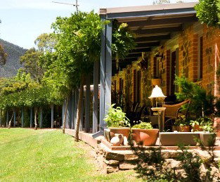 Mystic Valley Cottages - Accommodation VIC 2