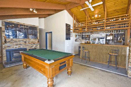 Surf City Motel - Accommodation VIC 3