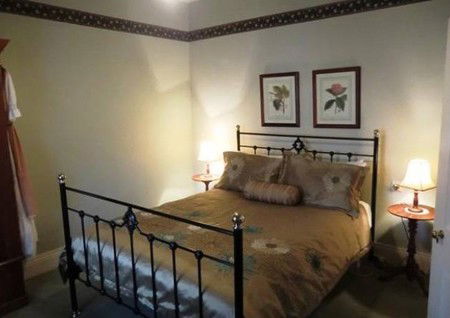 Eliza Cottage - Accommodation VIC 2