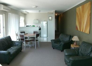 The Palms Apartments - Accommodation VIC 3