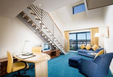 Courtyard By Marriott North Ryde - Accommodation VIC 2