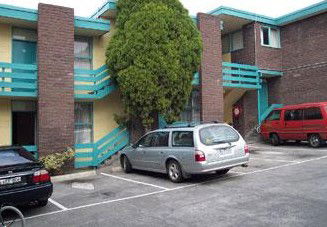 Coburg Motor Inn - Accommodation VIC 3