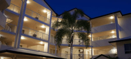 Golden Sands Beachfront Apartment Resort - Accommodation VIC