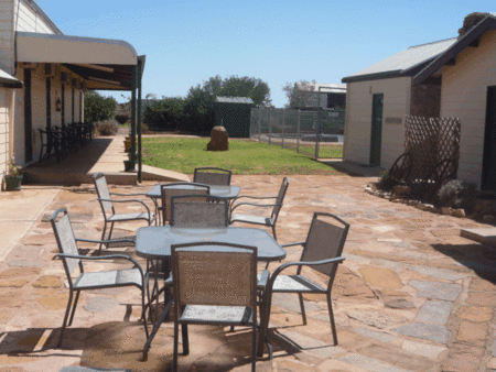 Nuttbush Retreat Caravan Park - Accommodation VIC