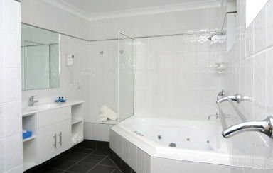 Best Western Sunseeker Motor Inn - Accommodation VIC 2