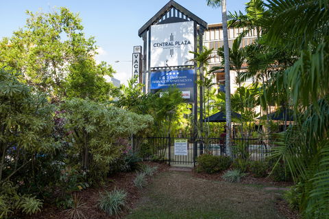 Central Plaza Apartments - Accommodation VIC 3