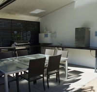 The Bay Apartments - Accommodation VIC