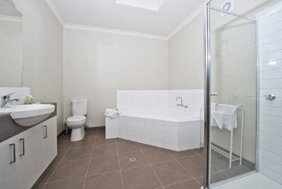 Moonlight Bay Resort - Accommodation VIC 4