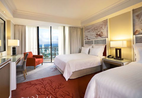 Surfers Paradise Marriott Resort - Accommodation VIC 2