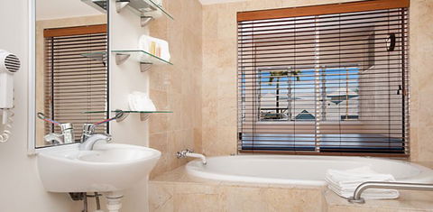 The Newport On Macrossan - Accommodation VIC 1