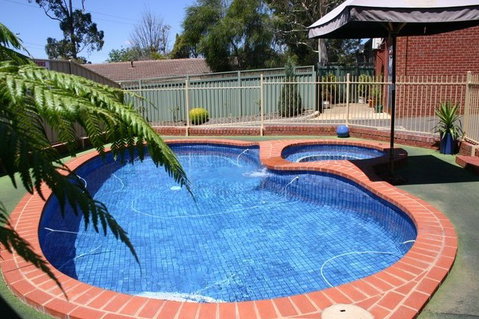 Sundowner Bendigo Golden Reef Motor Inn - Accommodation VIC 4