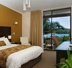 Whale Motor Inn and Restaurant - Accommodation VIC