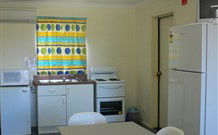 Carrie's Cottage - Accommodation VIC 4
