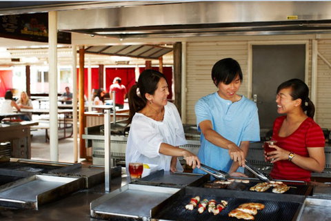 Ayers Rock - Outback Pioneer Lodge - Accommodation VIC 8