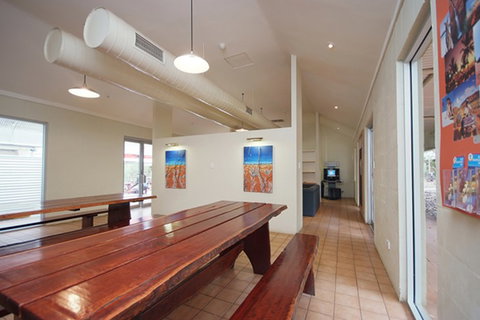 Ayers Rock - Outback Pioneer Lodge - Accommodation VIC 6