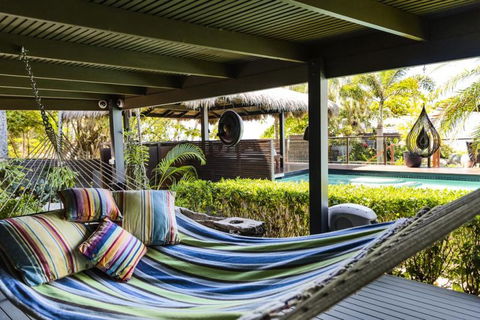 Trinity Beach Palace - Accommodation VIC 12