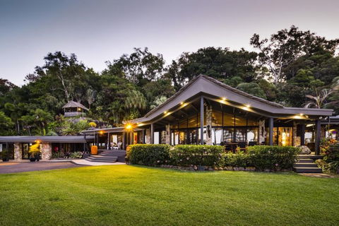 Trinity Beach Palace - Accommodation VIC 23