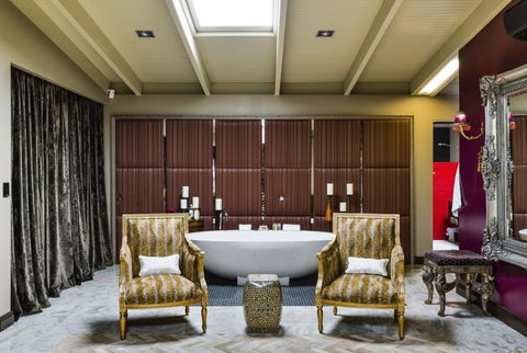 Trinity Beach Palace - Accommodation VIC 6