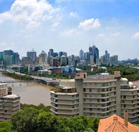 Central Hillcrest Apartment Hotel - Accommodation VIC