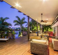 The Tropics at Vogue Holiday Homes - Accommodation VIC