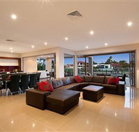 Xanadu Waterfront Elite Holiday Home - Accommodation VIC