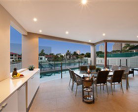Xanadu Waterfront Elite Holiday Home - Accommodation VIC 2