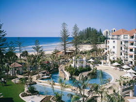 Oaks Calypso Plaza Resort - Accommodation VIC 1
