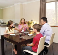 Oxley Court Apartments - Accommodation VIC