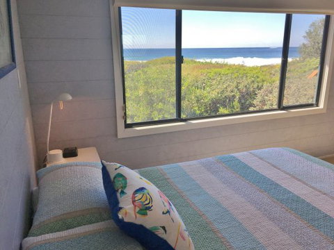 Surfside On Mollymook Beach - Accommodation VIC 6