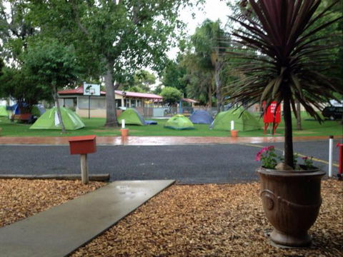 Young Caravan Tourist Park - Accommodation VIC 1