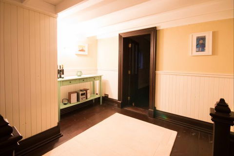Lakeside Chapel Meningie - Accommodation VIC 7