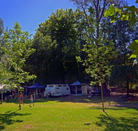 Ardern's Caravan Park Myrtleford - Accommodation VIC