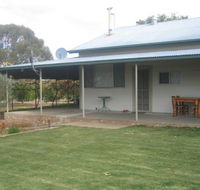 Gilgens Country River Retreat - Accommodation VIC