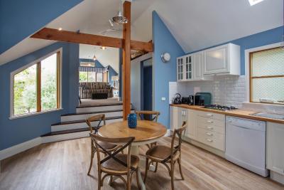 Oak Tree Lodge - Accommodation VIC 13