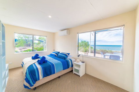 Mackerel Islands - Accommodation VIC 4