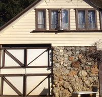 Peanuts Funny Farm - Accommodation VIC