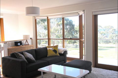 Darlington Beach House @ Spring Beach - Accommodation VIC 4