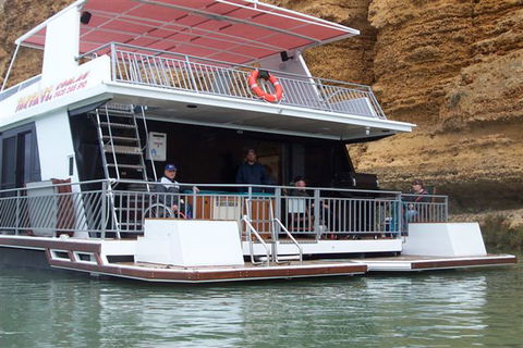 Takeme2 Houseboat - Accommodation VIC 2