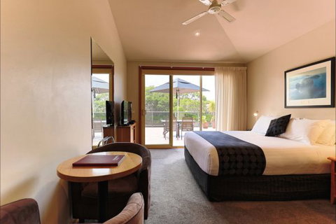 Eugenie's Luxury Accommodation - Accommodation VIC 5