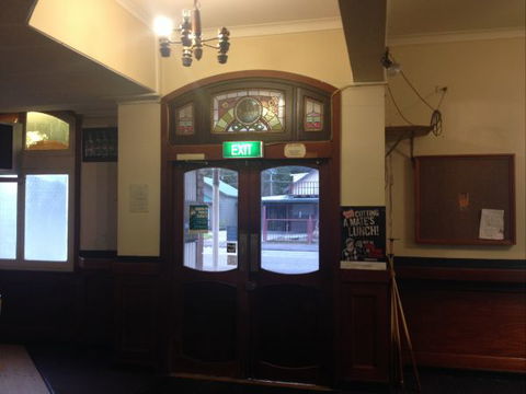 Cecil Hotel Zeehan - Accommodation VIC 3
