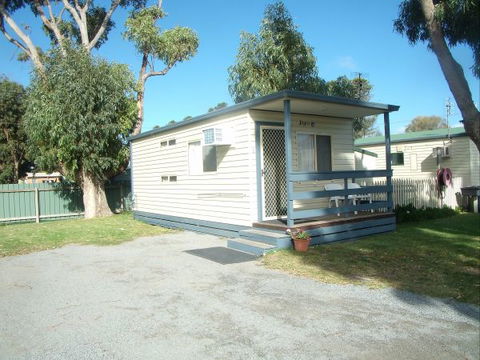 Elliston Waterloo Bay Tourist Park - Accommodation VIC 9