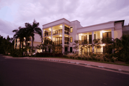 Elysium Apartments Palm Cove - Accommodation VIC