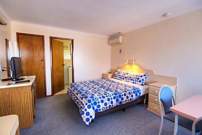Raglan Motor Inn - Accommodation VIC 3
