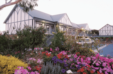 Country Comfort Adelaide Manor - Accommodation VIC